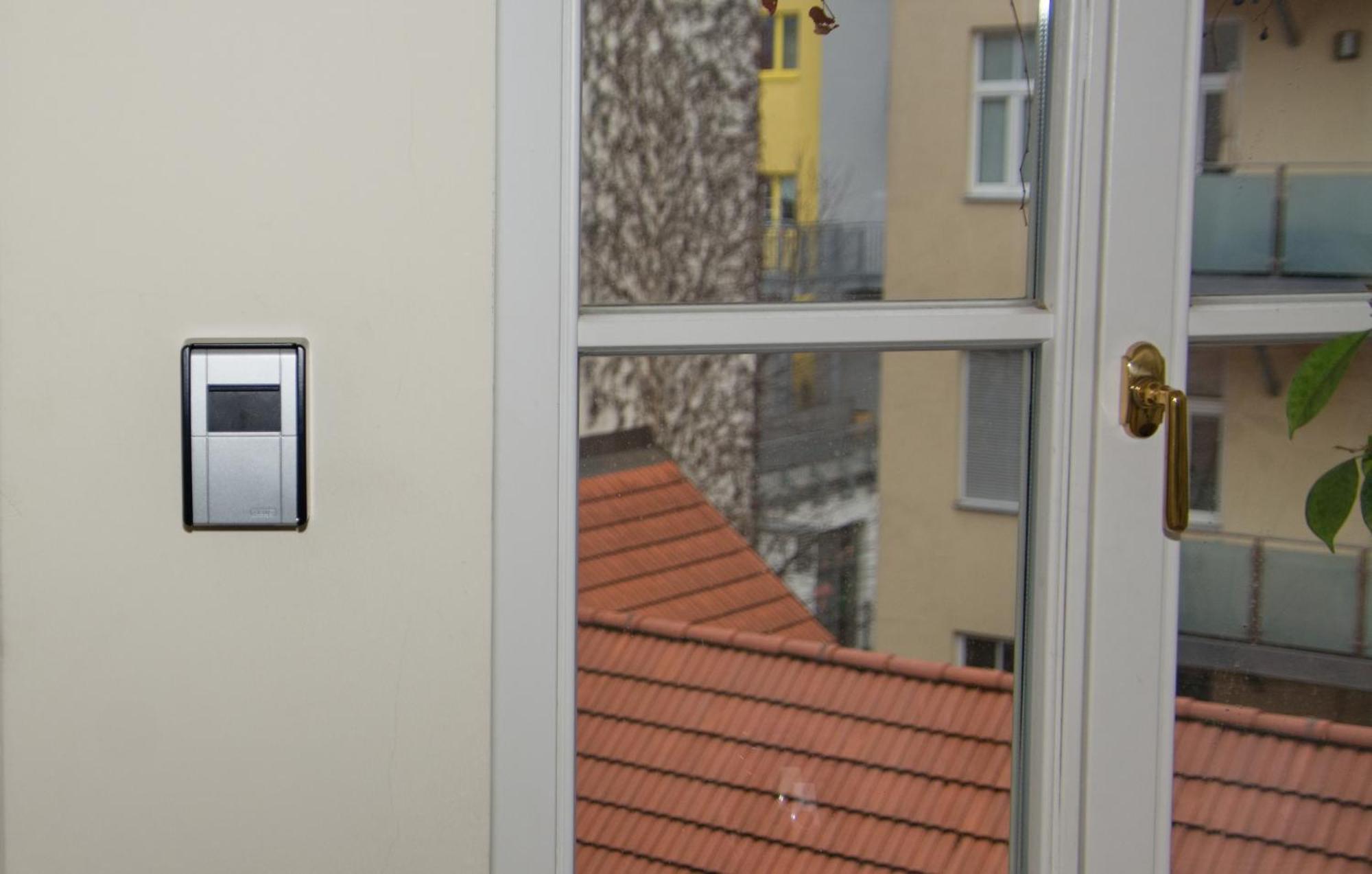 Pink Lotus Apartment Wien Exterior foto